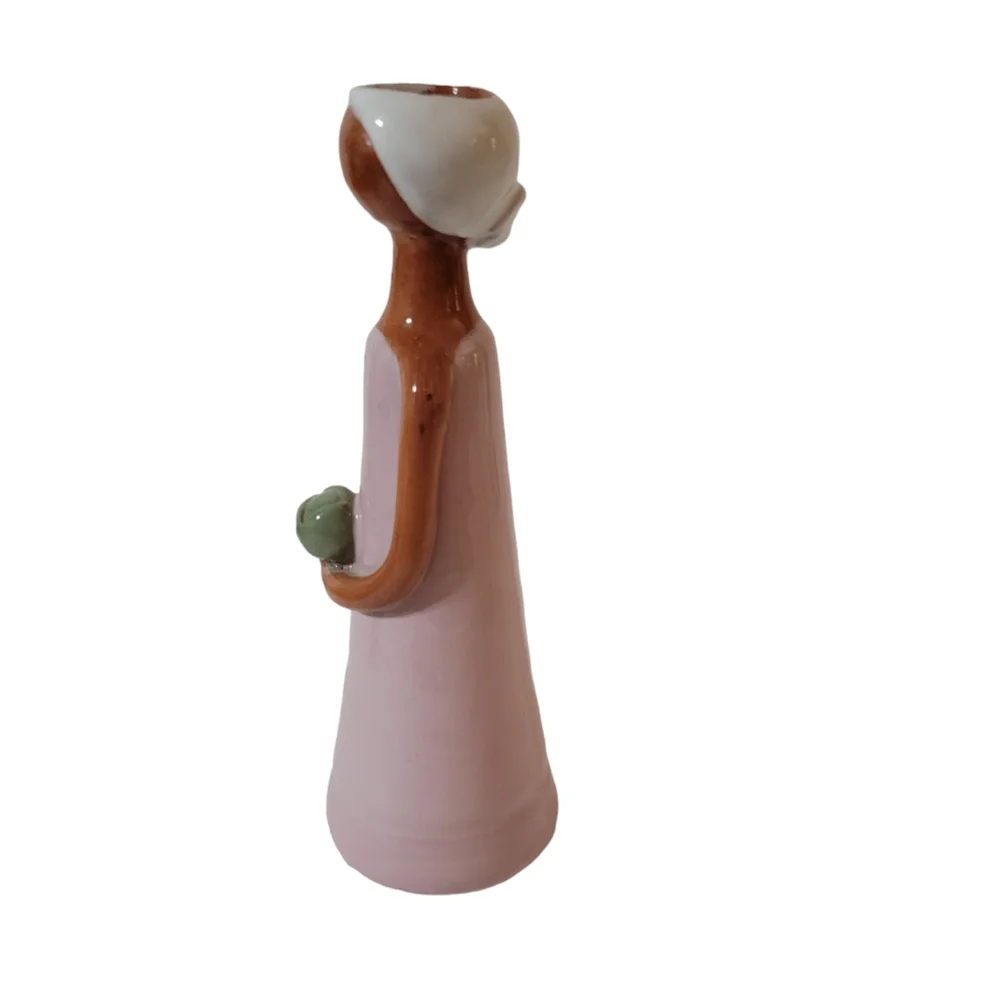 Lime clay hand